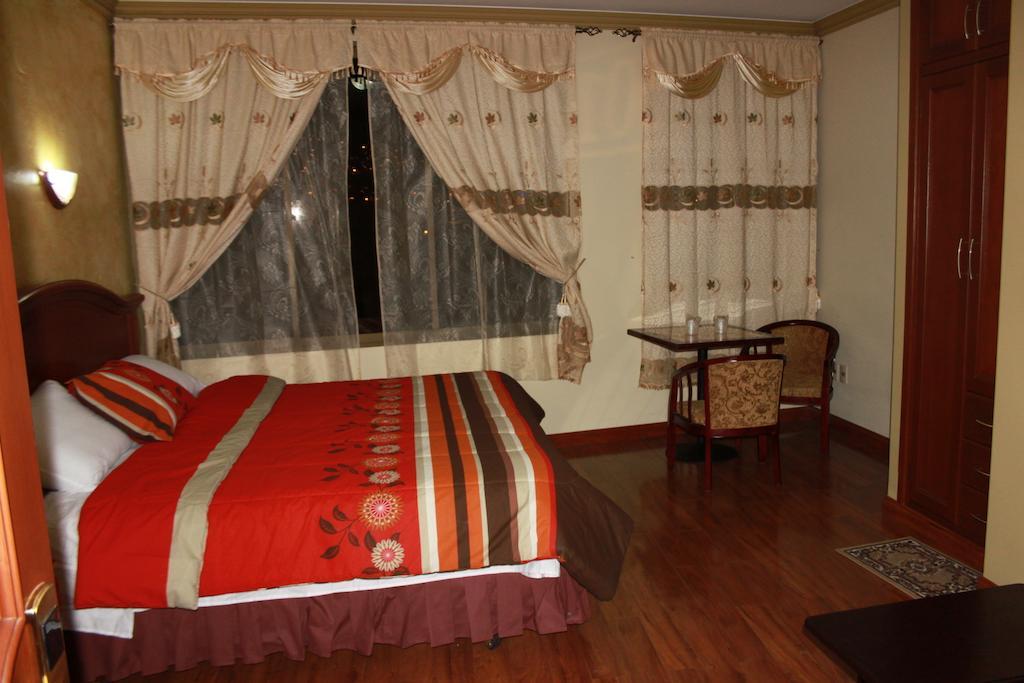Golden Palace La Paz Habitación foto
